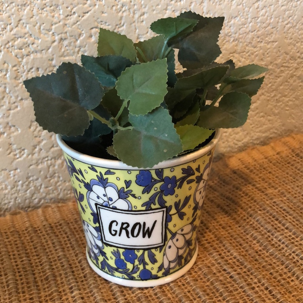 Anthropologie Molly Hatch  GROW Ceramic Pot